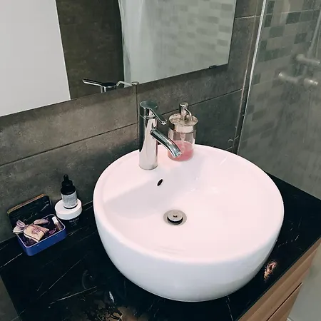 Διαμέρισμα Amplia Y Luminosa En El Centro De